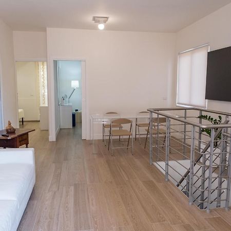 Teatro Apartments Mondello Палермо Экстерьер фото